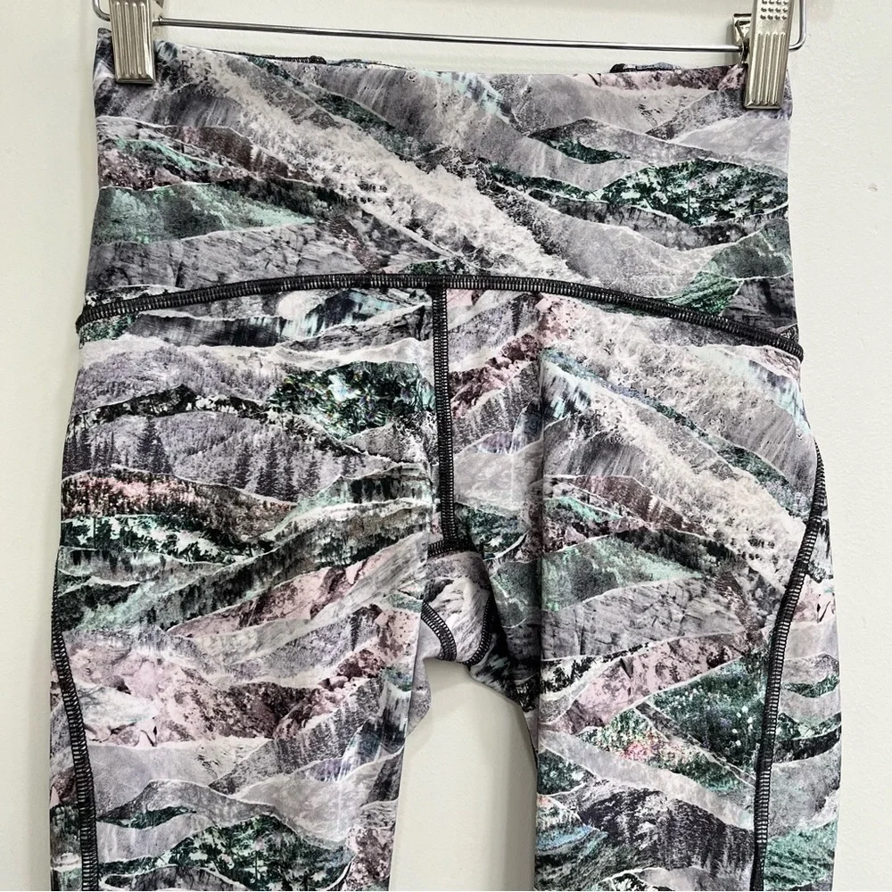 Lululemon Train Times Pant 25
